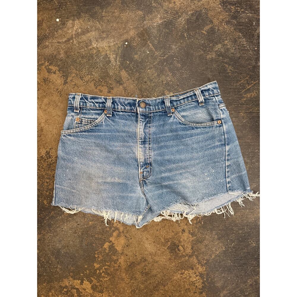 Levi’s 505 Vintage Wash Frayed Cut Off Denim Shorts W36